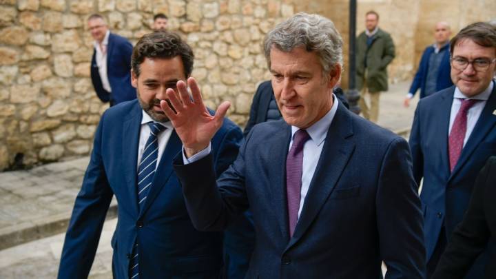 Feijóo anuncia en Castilla-La Mancha que pedirán en el Congreso garantizar la actualización de la pensiones en 2026