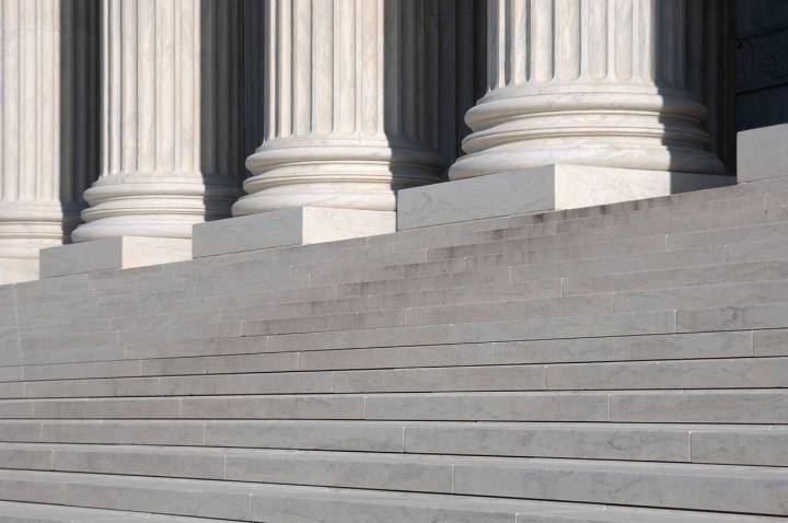 Oregon Argues Before Supreme Court That Trump Tariffs Exceeded Emergency Powers