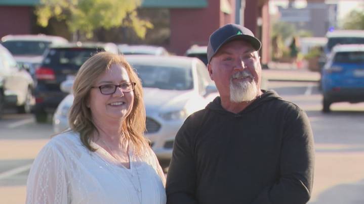 Meet the 'angels' who paid for hundreds of Thanksgiving meals at a Texas diner