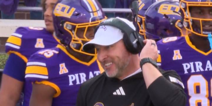 ECU Football earns bowl eligibility with 48-22 Homecoming victory over Charlotte