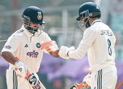 First Test: Harmer, Jansen shine as SA bundle out India for 189