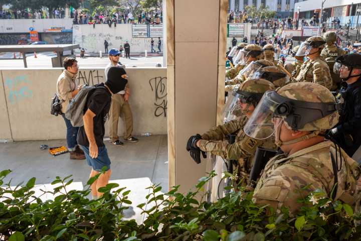 US federal judge again extends injunction on National Guard deployment in Oregon