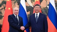 Trump: "Putin y Xi son líderes muy fuertes con los que no se puede jugar"