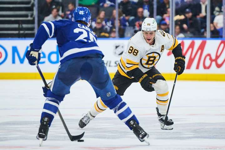 How Bruins star provided most memorable moment for Brandon Carlo in first game as foes