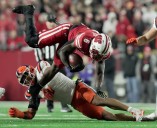 Deadspin | Darrion Dupree leads Wisconsin to upset of No. 21 Illinois