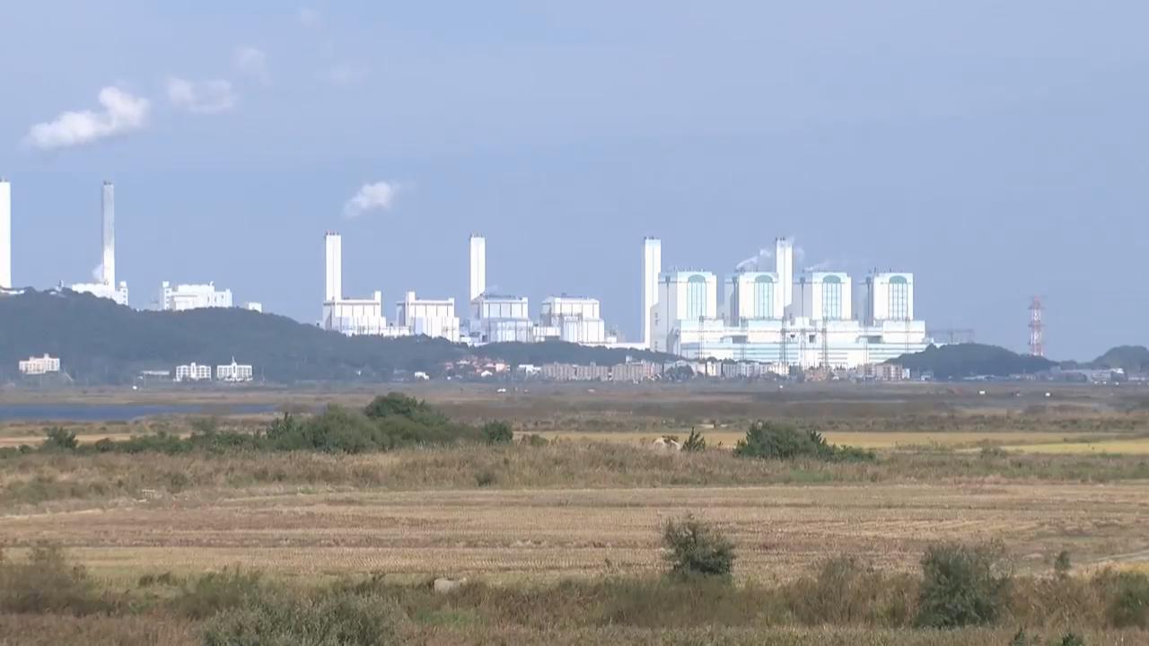 South Korean growers sue state power utility, blaming climate change for crop damage