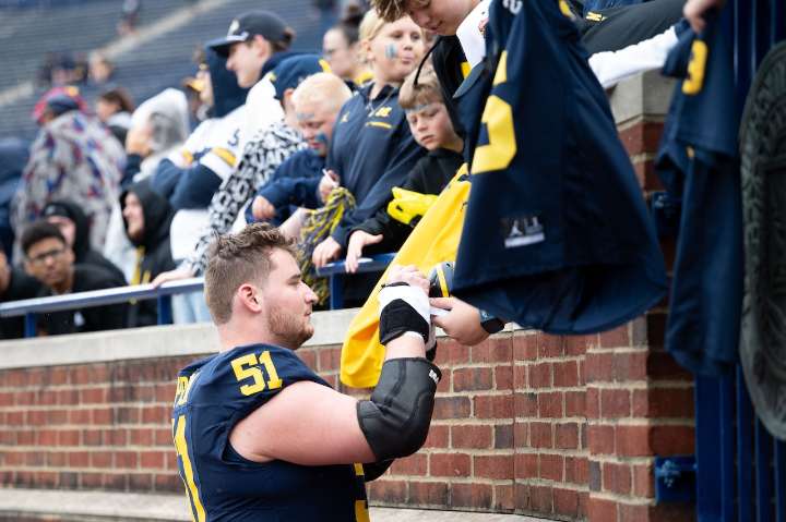 How a Patriots fan playing for Michigan scored the ultimate Tom Brady collectible