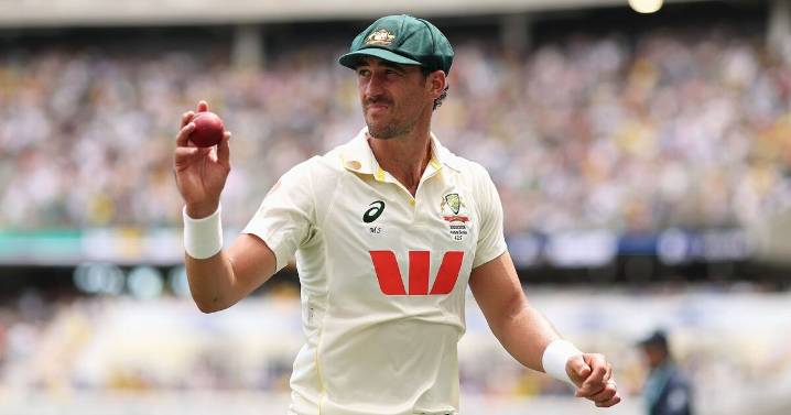 Barmy Army make Steve Smith feelings clear as Starc takes England apart