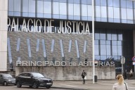 Intenta matar a golpes a un hombre tras recriminarle que toquetease a una mujer en Gijón