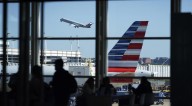 ALERTA en Estados Unidos: Quedan SUSPENDIDAS las operaciones en los aeropuertos de Nueva York por crisis en el Gobierno
