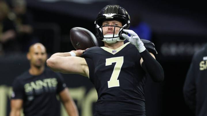 Taysom Hill Sports Utah Mammoth Sweater Before Week 12 Game