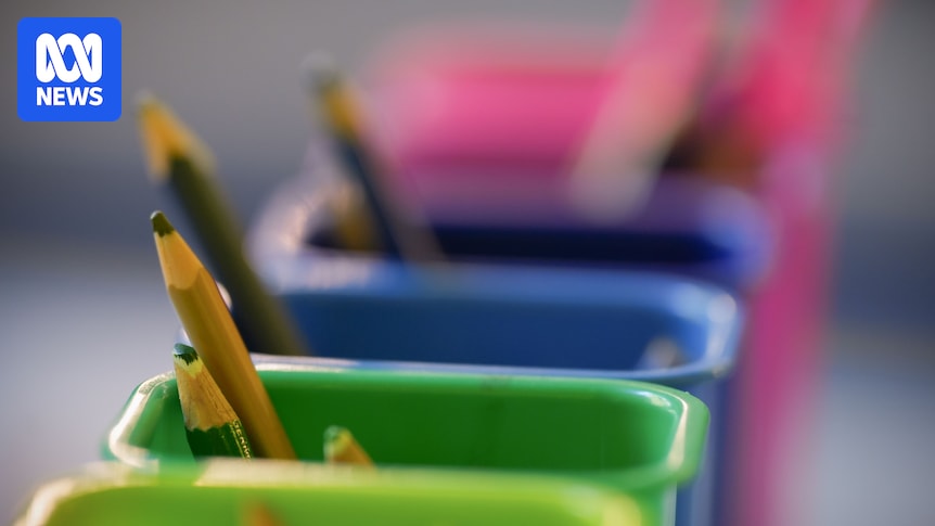 Queensland parents divided on recall of decorative sand over contamination concerns