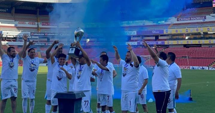 Realizan tercera edición del Torneo de Fútbol Empresarial GarmoClick
