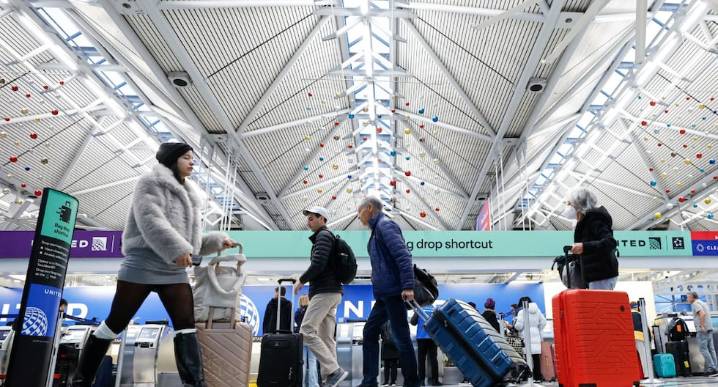 Viajeros en alerta: qué hacer si el cierre del Gobierno en EE.UU. complica tus planes de vuelo