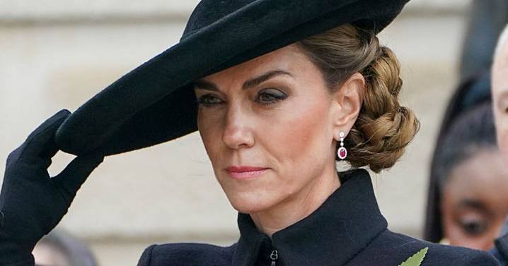 Princess Kate says 'pay attention' in fresh UK-wide message on Instagram