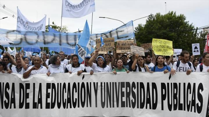 Esta semana habrá un paro nacional de docentes universitarios: será de 72 horas