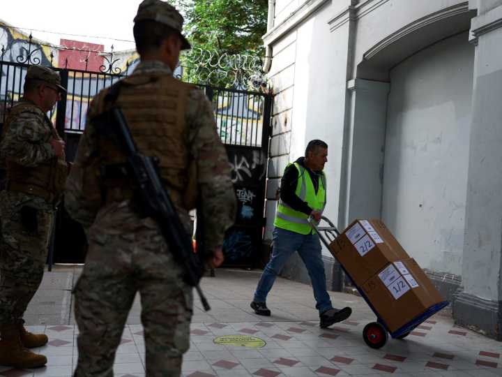 Chile elige presidente en un clima de polarización, con incertidumbre y un casi seguro giro a la derecha