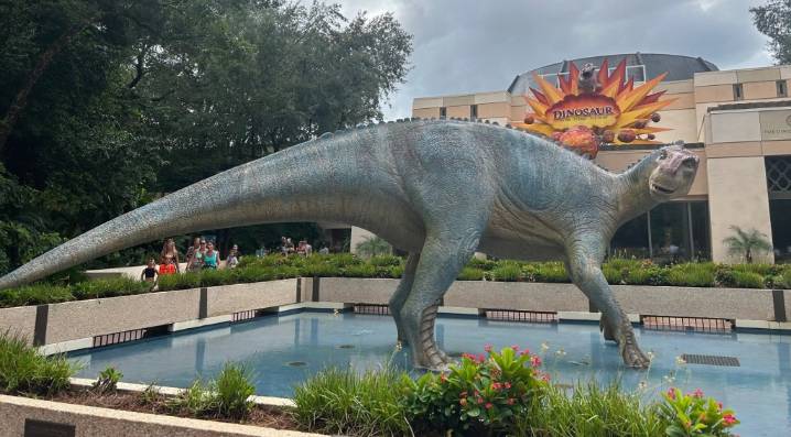 Commentary: Disney World's Dinosaur closing is the end of an era