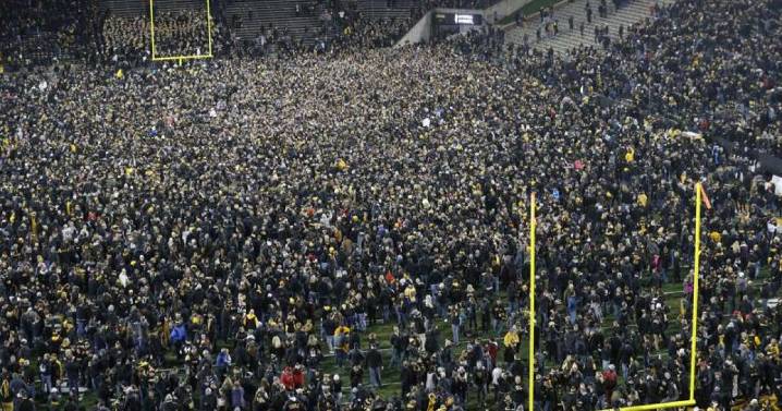 Can Iowa football add Ducks to its list of notable November knockout prey?