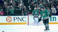 Robertson scores hat trick, Stars cruise past Flyers