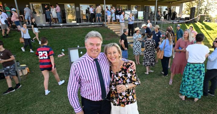 Calrossy community gathers to say farewell to David Smith