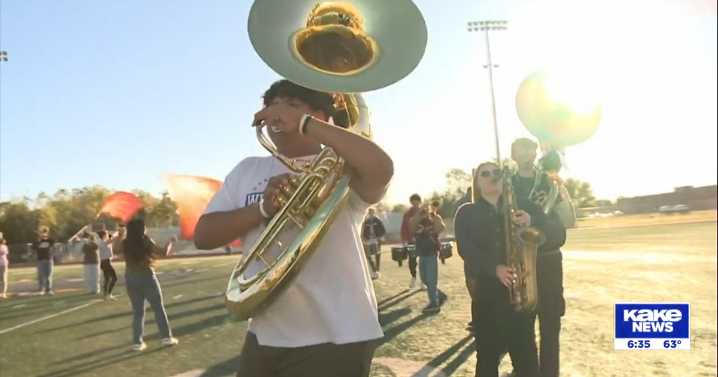 Friday Night Lessons: The Musical Story of Etzanoa