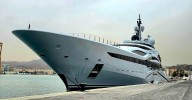 El super yate del emir de Catar regresa a Málaga