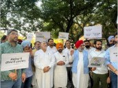 Punjab Congress protests at EC office in Chandigarh, cites ‘H-Files’ to allege BJP stole Haryana polls; party seeks judicial probe [ FULL VIEW ]