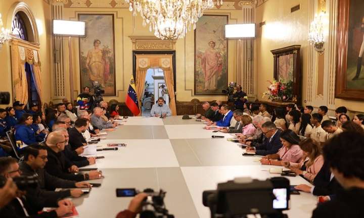 Jefe de Estado anuncia la instalación del primer Consejo de Gobierno Nacional Estudiantil