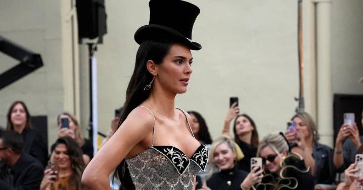 Kendall Jenner Adds Flirty Twist to Her Halloween Costume
