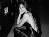 Dua Lipa lanza su línea de skincare