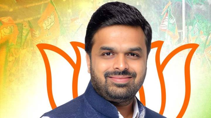 Maharashtra: BJP youth wing state chief resigns after assault case filed against him by BJP woman leader