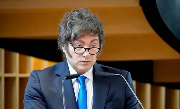 Javier Milei habló de Estudiantes en medio de la polémica con AFA