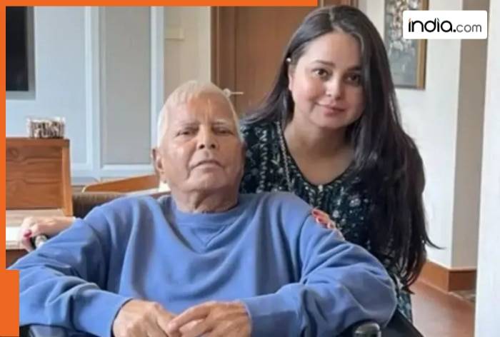 Big SHOCK to Lalu Yadav as daughter Rohini Acharya quits politics, 'disowns' family day after RJD's Bihar poll debacle