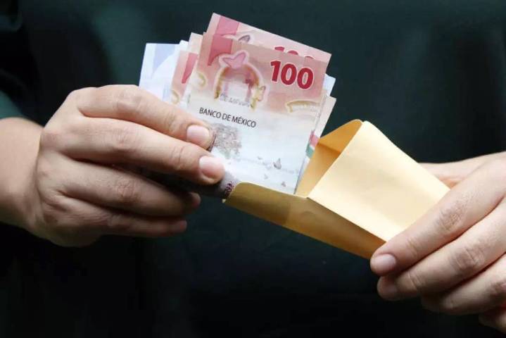 Se dispara retiro por desempleo: Afores rompen récord histórico