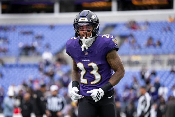 Eagles acquire ex-Pro Bowl CB Jaire Alexander from Ravens