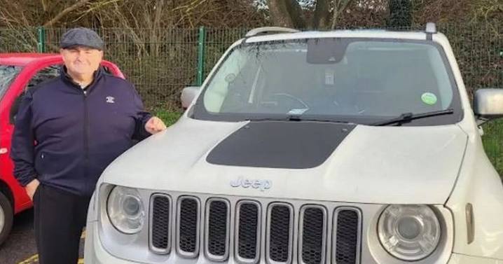 Airport parking outrage as driver charged £25 for 'four