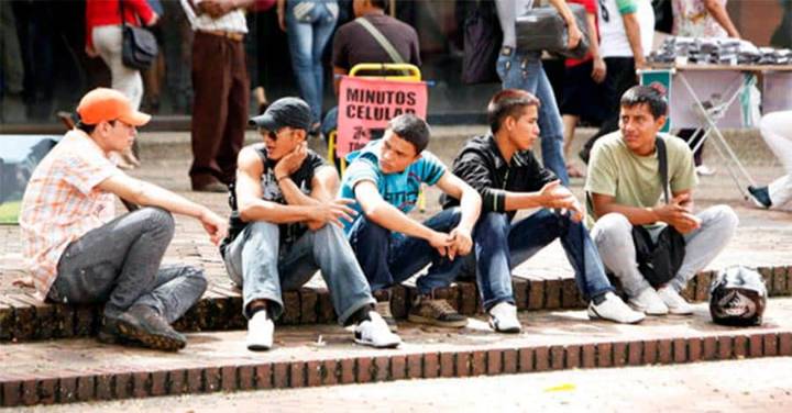 Desempleo en Colombia cae al 8,2% en septiembre de 2025: la cifra más baja del siglo, según el DANE