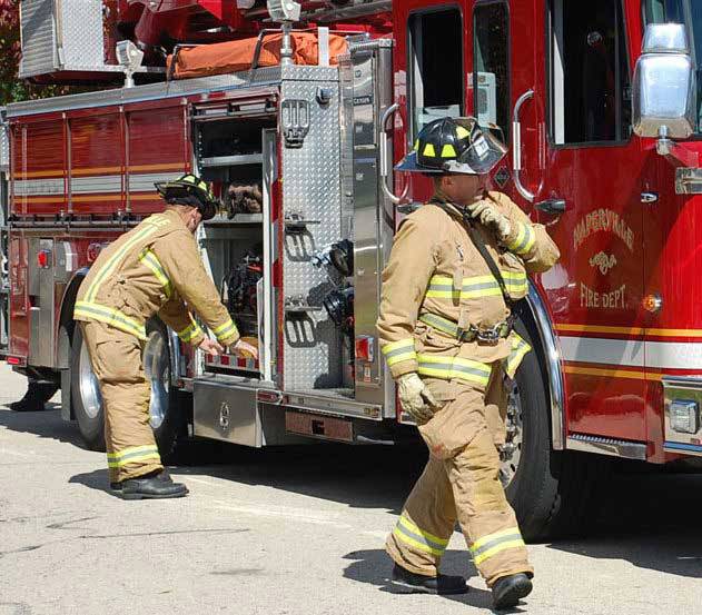 Home Deemed Uninhatable on Kaiser Court in Early Morning Deck Fire