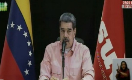 Gobierno venezolano advierte sobre una huelga general insurreccional en caso de un golpe en Venezuela 11 de noviembre de 2025 | País Semanas atrás, el mandatario se refirió a los trabajadores organiza