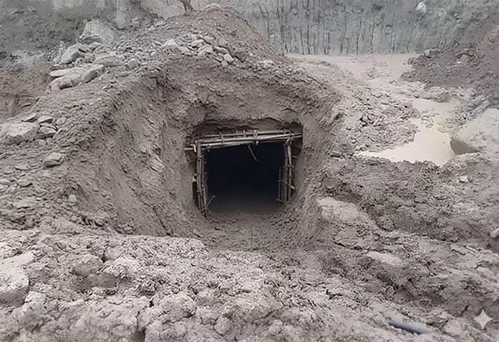 Cuatro mineros murieron al parecer por inhalación de gases en mina informal