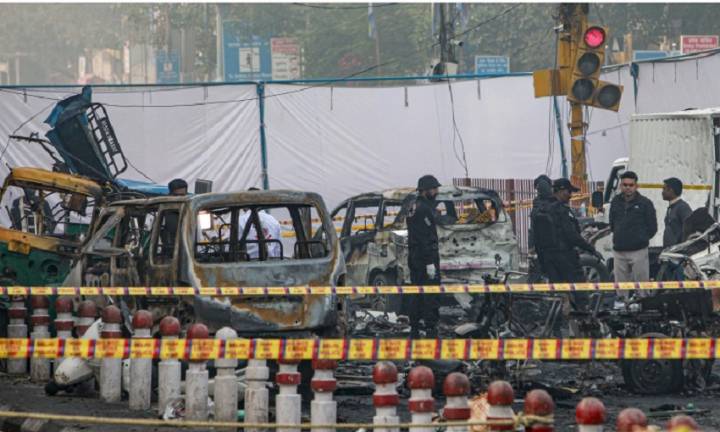 Delhi Blast: Mother of Man Driving Car Called for DNA Test in Pulwama