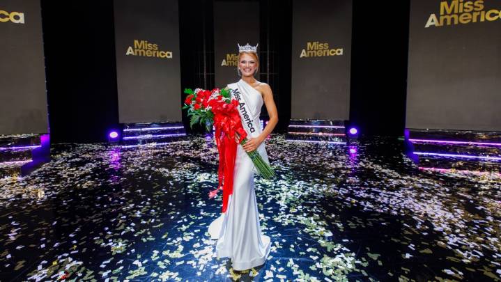 Miss America Comes to Madison Avenue