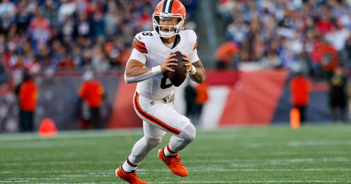 Stefanski passes on play-calling responsibilities