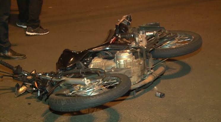 Un muerto deja accidente múltiple de motos en La Vela
