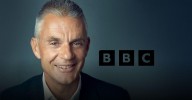 Dimite el director general de la BBC tras un informe interno que le acusaba de sesgos anti