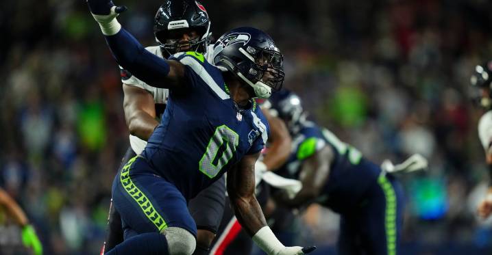 DeMarcus Lawrence named a Week 9 Seahawks game captain vs. Commanders