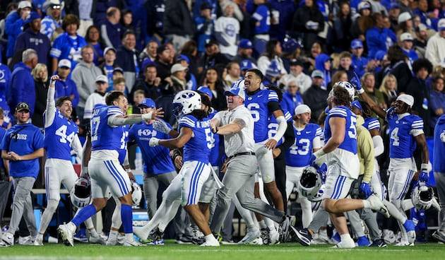 3 plays that helped keep Cougars on track to Arlington