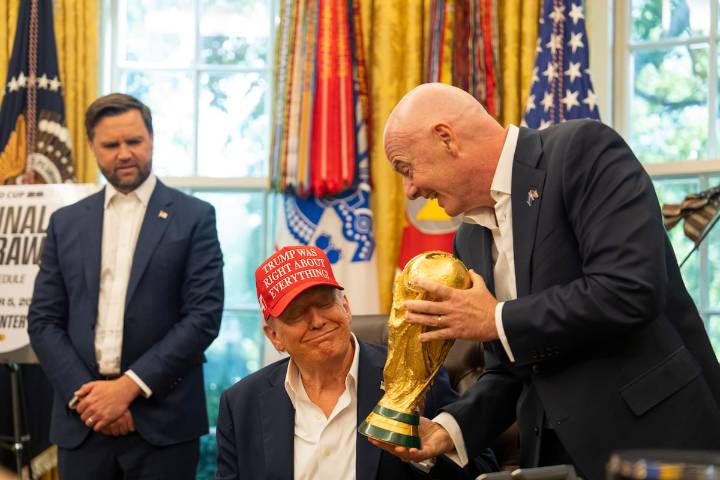 El oportuno idilio entre Infantino y Trump para que el mundo MAGA ame el fútbol