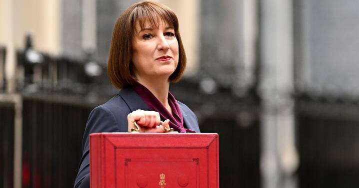 GB News issues breaking alert as Rachel Reeves’ plans torn apart